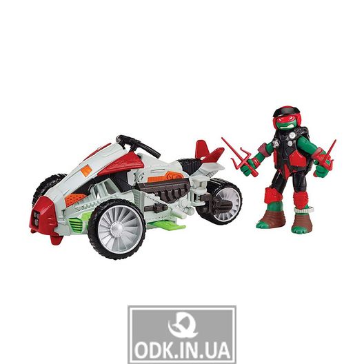 Combat Vehicle With Figure - ATV And Raphael