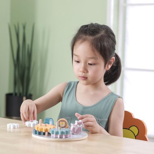Дерев'яний ігровий набір Viga Toys PolarB Шестерінки зі звірятами (44006)