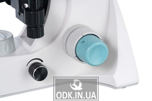 Levenhuk 900T microscope, trinocular