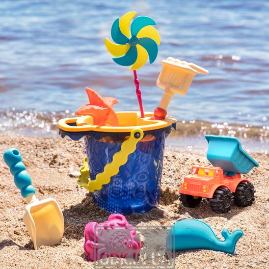 Set For Playing With Sand And Water - Bucket Sea