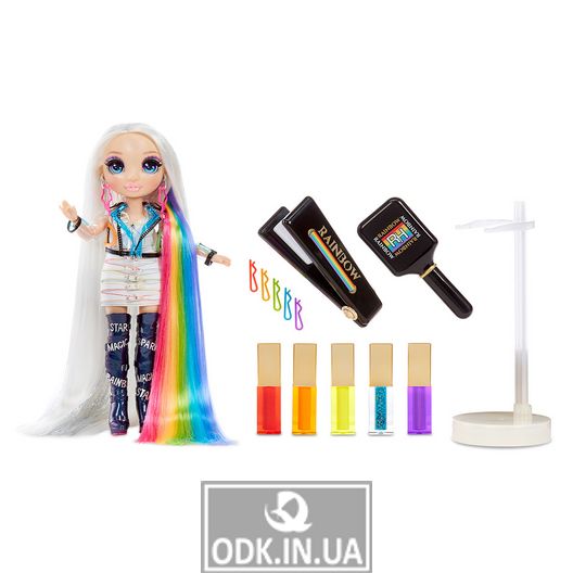 Кукла Rainbow High – Стильная прическа (с аксессуарами)