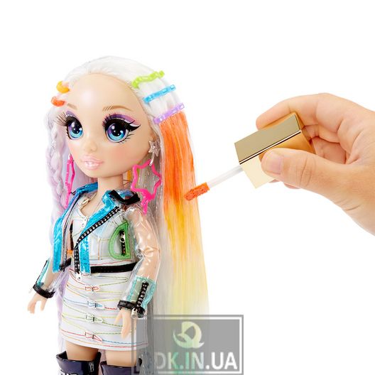 Rainbow High Doll - Stylish Hairstyle (with Accessories)
