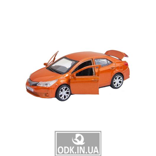 The car model is a Toyota Corolla