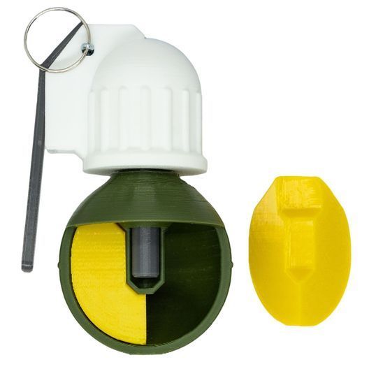 Макет ручної протипіхотної наступальної гранати РГН в розрізі Rescue Ready