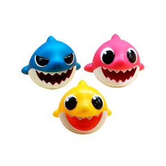 BABY SHARK toy set - Cheerful family (3 amount)