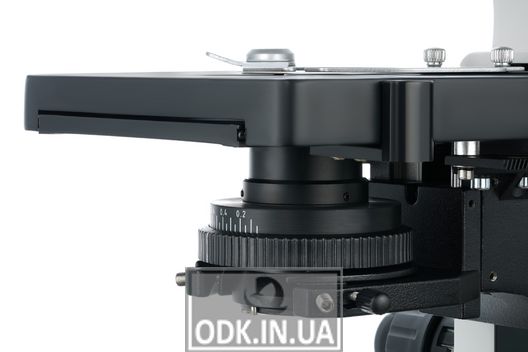 Мікроскоп цифровий Levenhuk MED D40T, тринокулярний